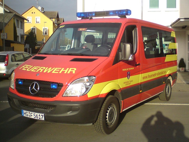 Mannschaftstransportfahrzeug MTF Feuerwehr Stierstadt Mannschaftstransportfahrzeug MTF Feuerwehr Stierstadt